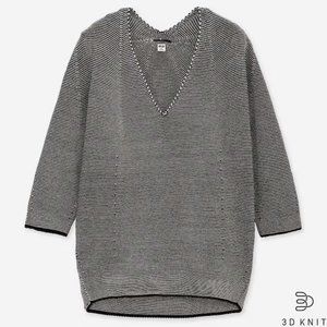 Uniqlo 3D cotton cocoon V-neck sweater (3/4 sleeve) - Black/White
